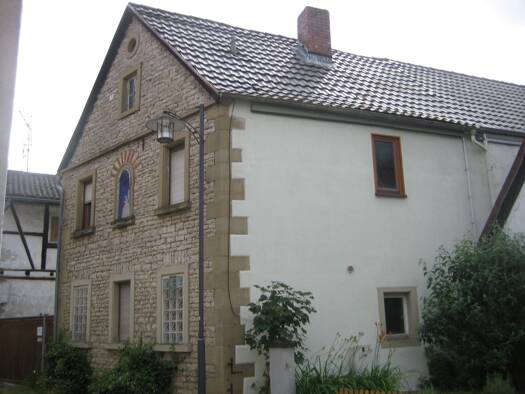 Haus zum Kauf 95.000 € 4 Zimmer 110 m² 270 m² Grundstück frei ab sofort Binsfeld Arnstein 97450