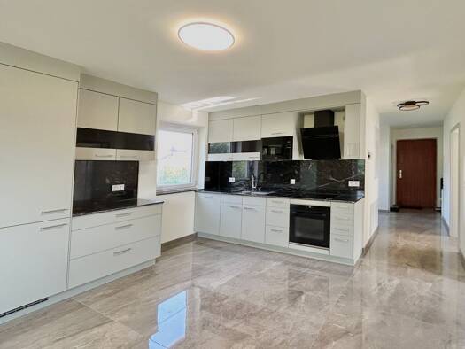 Einfamilienhaus zum Kauf 499.000 € 5 Zimmer 121,8 m² 768 m² Grundstück Roding Roding 93426
