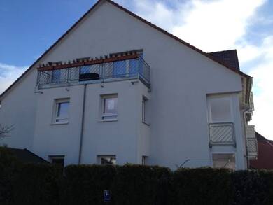 Wohnung zum Kauf 100.000 € 2 Zimmer 47,6 m² Dachgeschoss, 2. Geschoss Am Silberberg 43 Radeberg Radeberg 01454