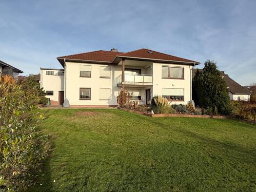 Einfamilienhaus zum Kauf provisionsfrei 479.990 € 10 Zimmer 218 m² 921 m² Grundstück frei ab sofort Weimar Ahnatal 34292