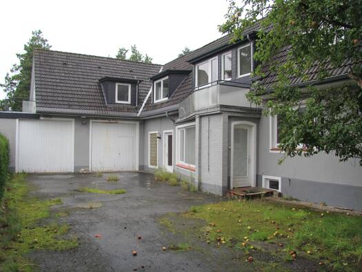 Einfamilienhaus zur Miete 3.950 € 11,5 Zimmer 340 m² 1.172 m² Grundstück Barsbüttel 22885