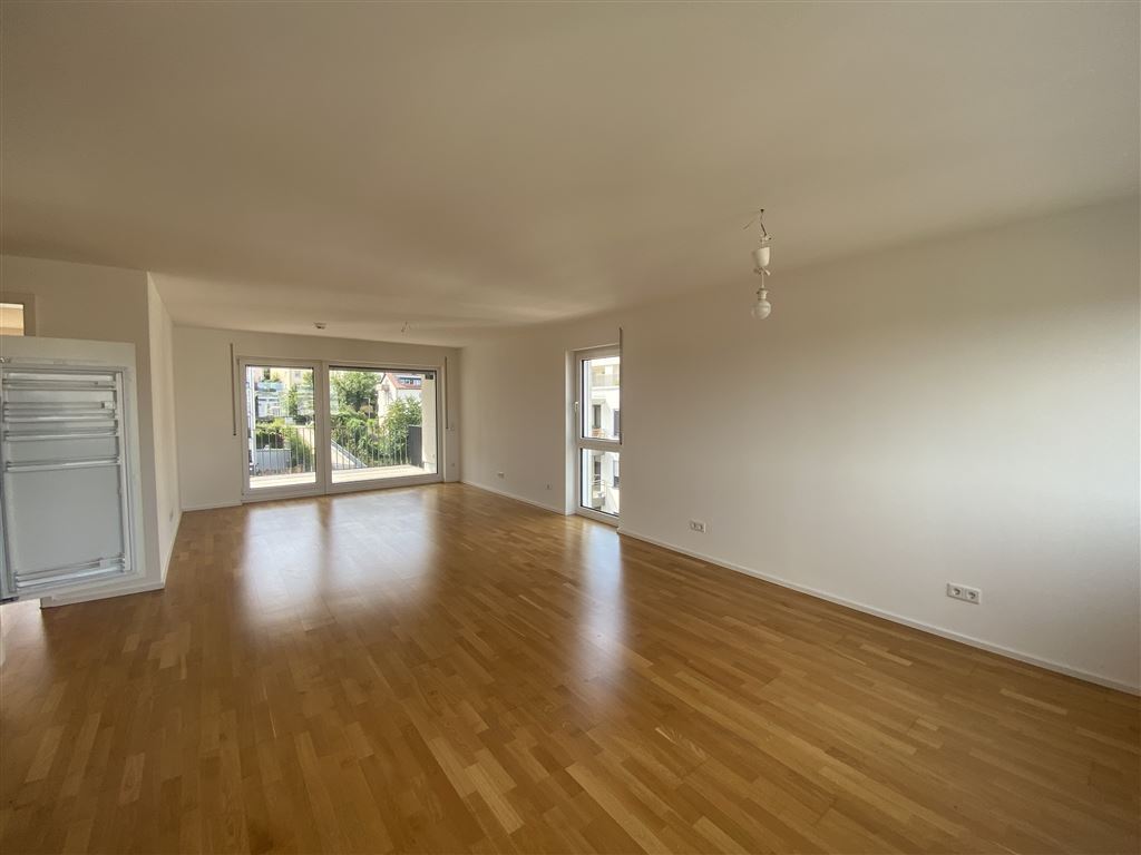 Wohnung zur Miete 1.726 € 3 Zimmer 101,5 m²<br/>Wohnfläche 1.<br/>Geschoss Tunnelstaße 2 Zuffenhausen - Mitte Stuttgart 70469