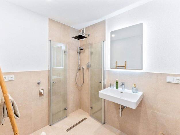 Wohnung zum Kauf provisionsfrei 349.000 € 3 Zimmer 78 m² 3. Geschoss Giebel Stuttgart 70499