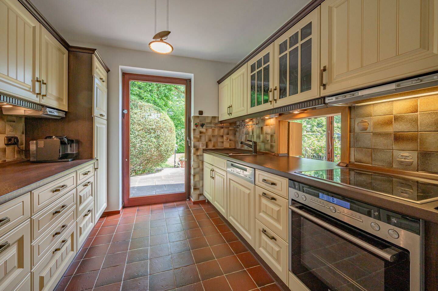 Property thumbnail 3