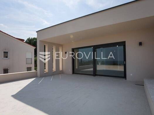 Haus zum Kauf 1.660.000 € 5 Zimmer 298 m² Lovran Lovran