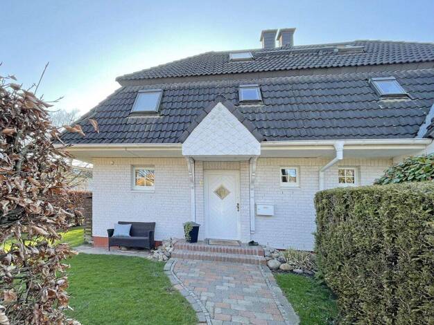 Doppelhaushälfte zum Kauf 649.000 € 4 Zimmer 101,3 m² 290 m² Grundstück frei ab 01.06.2026 Farmsen-Berne Hamburg 22159