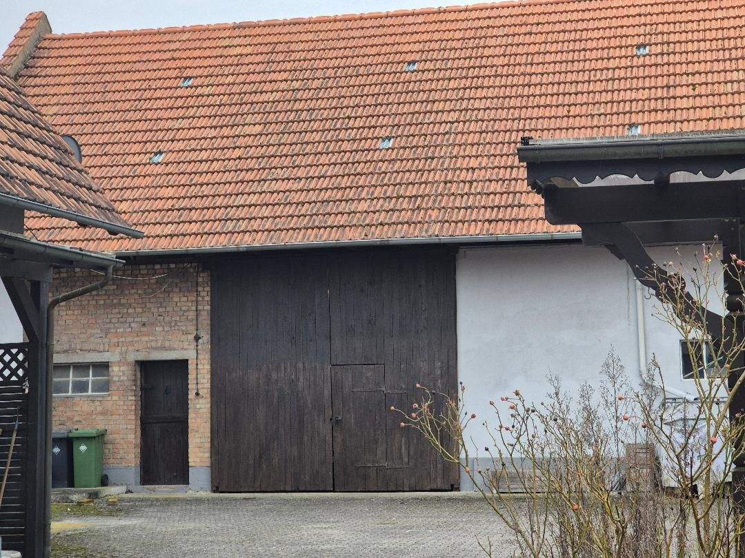 Immobilie in Jockgrim - Ein ansprechendes Anwesen mit Scheune, Garten, und div. Nebengebäuden     - Bild 3