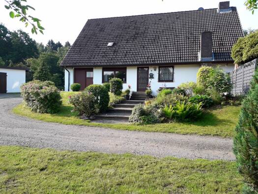 Einfamilienhaus zum Kauf 648.000 € 10 Zimmer 240 m² 7.450 m² Grundstück Hoisbüttel Ammersbek 22949