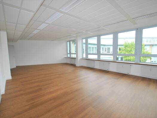 Bürofläche zur Miete provisionsfrei 9,80 € 720 m² Bürofläche teilbar ab 338 m² Hallbergmoos 85399