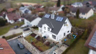 Wohnung zur Miete 1.750 € 5 Zimmer 157 m² Palzing Palzing 85406