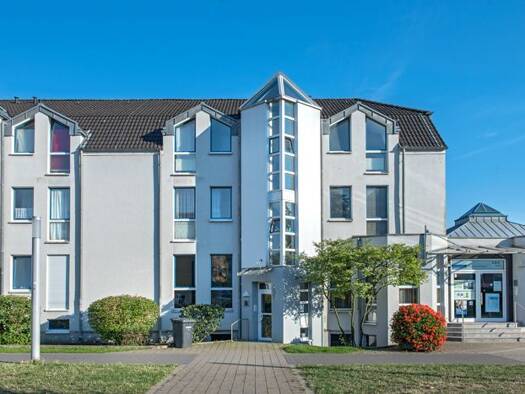 Wohnung zur Miete 735 € 2 Zimmer 61,4 m² 1. Geschoss frei ab 16.10.2026 Brandenburger Allee 8 Monheim Monheim am Rhein 40789