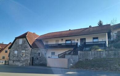 Einfamilienhaus zum Kauf 8 Zimmer 233 m² 613 m² Grundstück Kirchaich Oberaurach 97514