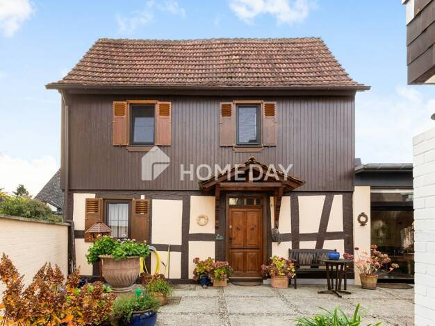Einfamilienhaus zum Kauf 320.000 € 5 Zimmer 160 m² 543 m² Grundstück Dombach Bad Camberg 65520