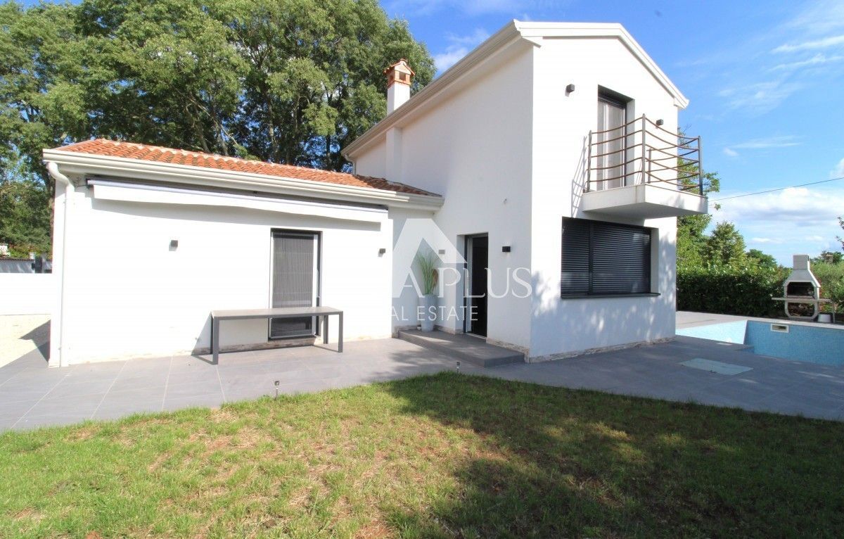 Haus zum Kauf 360.000 € 3 Zimmer 132 m²<br/>Wohnfläche 400 m²<br/>Grundstück Porec center