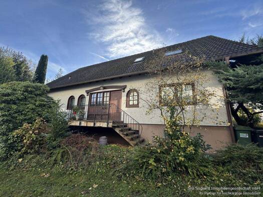 Einfamilienhaus zum Kauf 595.000 € 6,5 Zimmer 243 m² 762 m² Grundstück Bad Herrenalb 76332