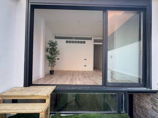 Villa zum Kauf 600.000 € 3 Zimmer 150 m² Barcelona 08000