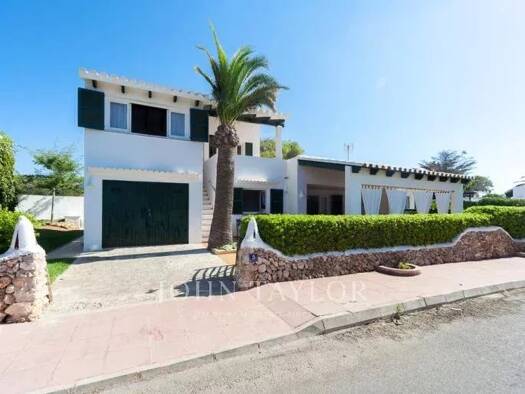 Mehrfamilienhaus zum Kauf provisionsfrei als Kapitalanlage geeignet 1.250.000 € 207 m² 502 m² Grundstück Sant Lluís 07710