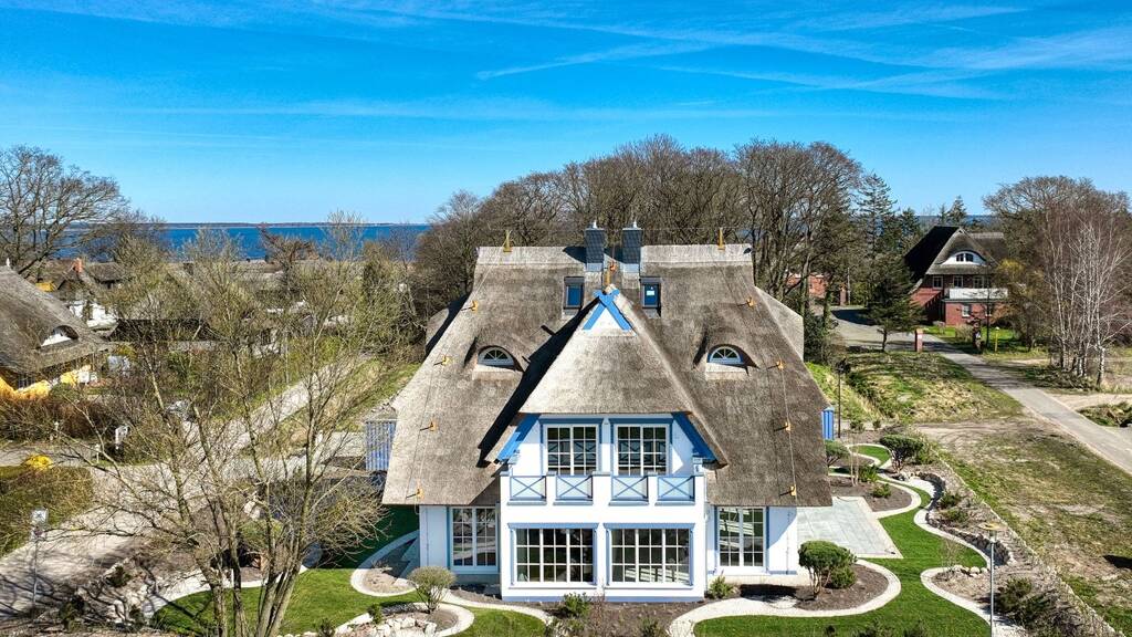 Einfamilienhaus zum Kauf 1.150.000 € 4 Zimmer 151 m² 588 m² Grundstück Niehagen Ostseebad Ahrenshoop 18347