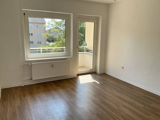 Wohnung zur Miete 485 € 2 Zimmer 49 m² 1. Geschoss frei ab 31.08.2026 Karl-Kihn-Straße 9 Großauheim Hanau 63457
