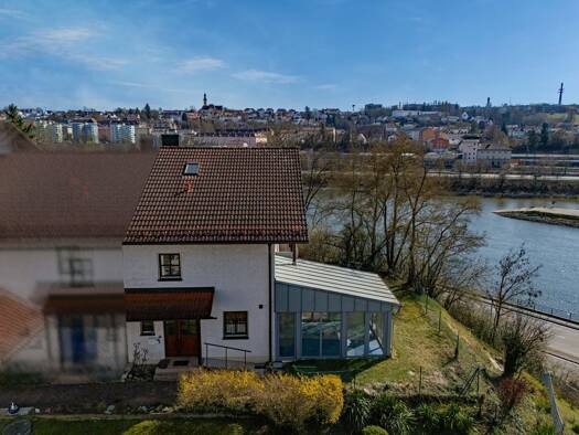Doppelhaushälfte zum Kauf 450.000 € 4 Zimmer 139 m² 461 m² Grundstück frei ab sofort Hacklberg Passau 94034