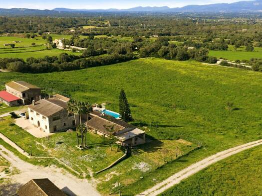 Landhaus zum Kauf 5.500.000 € 12 Zimmer 592 m² 144.282 m² Grundstück Llubi 07430