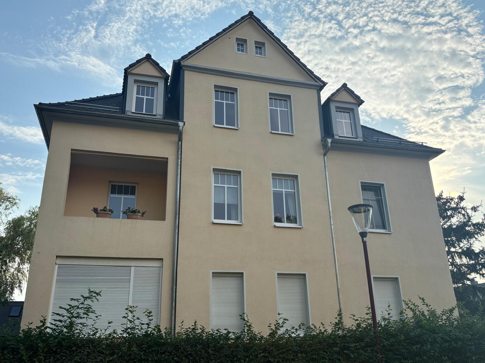 Wohnung zur Miete 840 € 4 Zimmer 84 m²<br/>Wohnfläche 2.<br/>Geschoss ab sofort<br/>Verfügbarkeit Steingutstraße 10 Coswig 01640