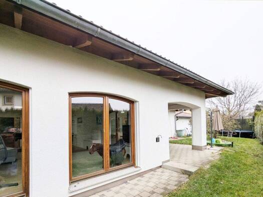 Bungalow zum Kauf 799.000 € 3,5 Zimmer 132 m² 590 m² Grundstück Edling 83533