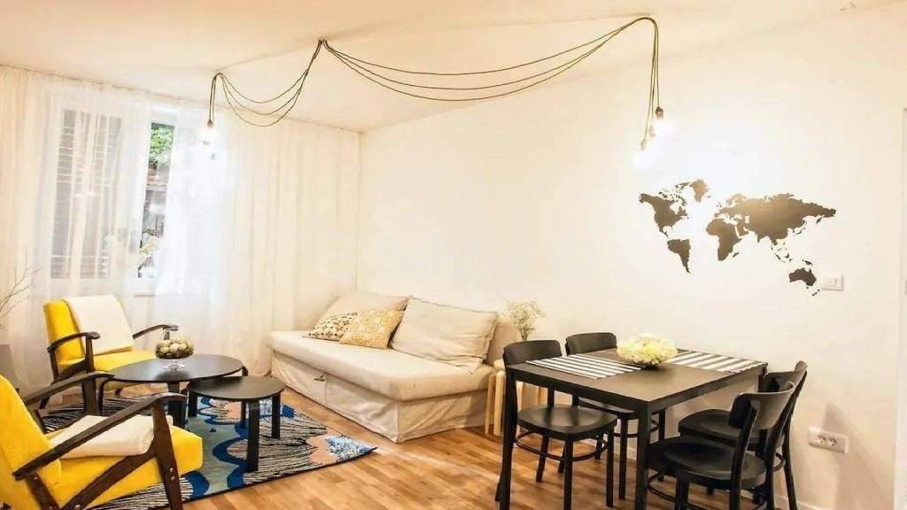 Wohnung zur Miete 700 € 4 Zimmer 50 m² Bacvice - Firule