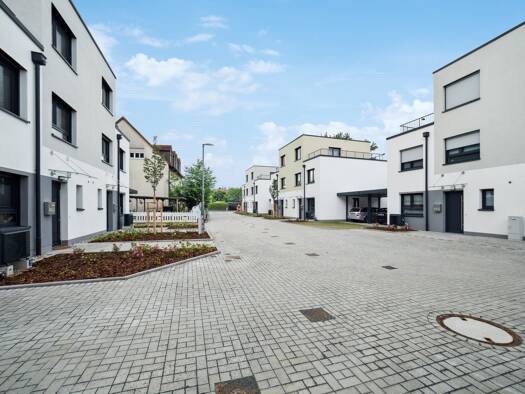 Doppelhaushälfte zum Kauf - Erstbezug provisionsfrei 664.500 € 6 Zimmer 132 m² 276 m² Grundstück Penzendorfer Straße 63 Schwabach 91126