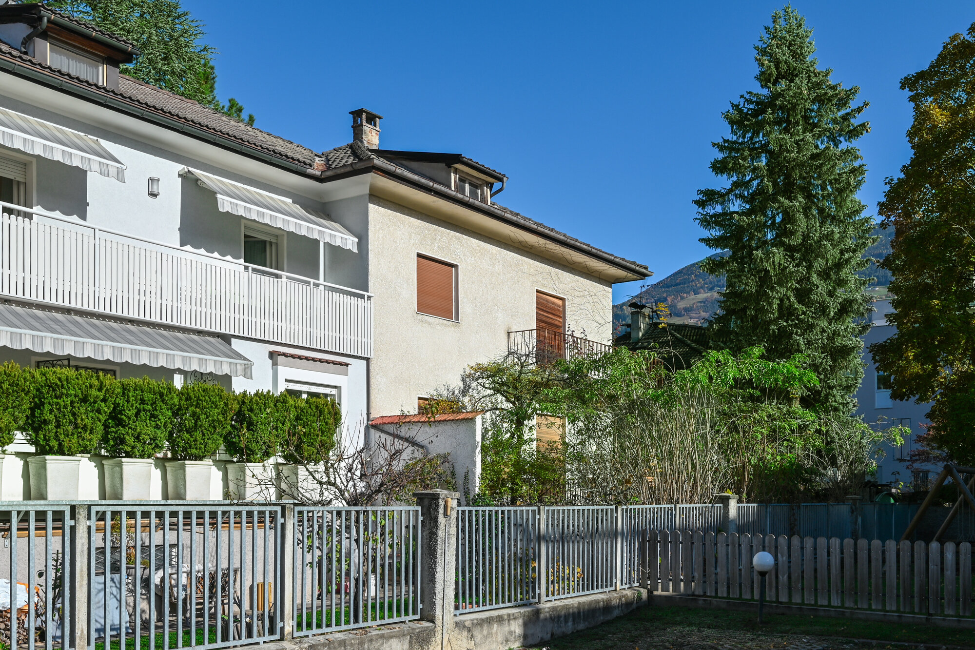 Doppelhaushälfte zum Kauf 1.250.000 € 4 Zimmer 124,6 m²<br/>Wohnfläche 247 m²<br/>Grundstück Vinzenz-Goller-Straße 4 Brixen 39042