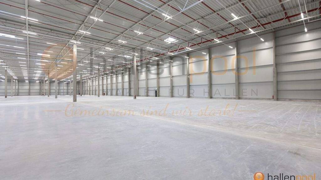 Produktionshalle zur Miete provisionsfrei 6.000 m² Lagerfläche teilbar ab 1.500 m² Neustadt Neustadt bei Coburg 96465