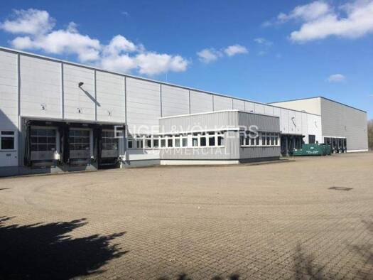 Produktionshalle zur Miete 3.000 m² Lagerfläche teilbar ab 1.000 m² Vahrenwald Hannover 30165