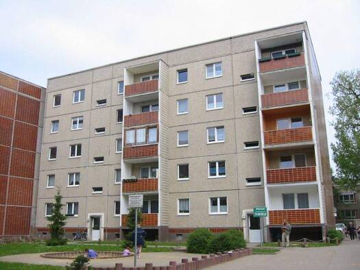 Wohnung zur Miete 375 € 3 Zimmer 64 m² 4. Geschoss frei ab 01.07.2026 Stresemannstr. 5 Altstadt Magdeburg 39104