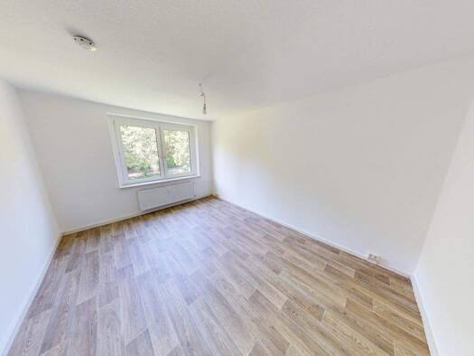 Wohnung zur Miete 840 € 6 Zimmer 122,1 m² 1. Geschoss frei ab 01.09.2026 Blankenburgstr. 5 Furth Chemnitz 09114