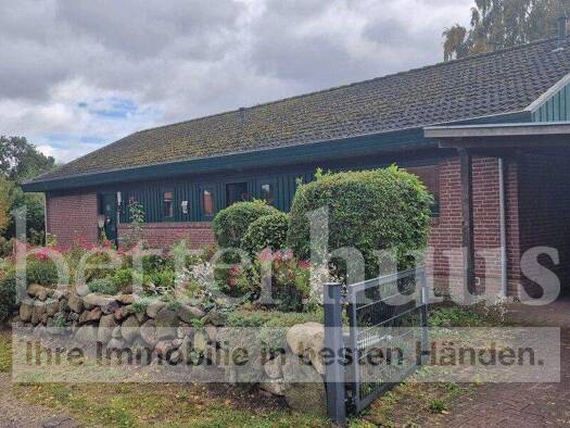 Haus zum Kauf 440.000 € 6 Zimmer 150 m² 990 m² Grundstück frei ab 01.12.2026 Fitzen 21514