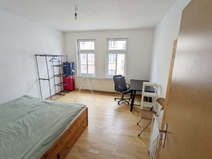 WG-Zimmer zur Miete 270 € 18 m²<br/>Wohnfläche 1.<br/>Geschoss ab sofort<br/>Verfügbarkeit Arvid-Harnack-Straße Jena 07743