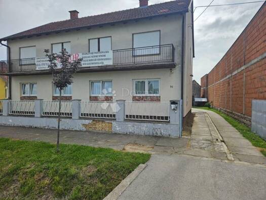 Haus zum Kauf 200.000 € 9 Zimmer 262 m² Otok Otok