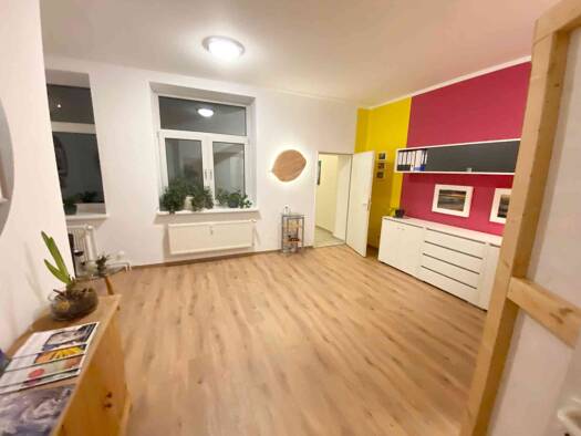 Wohnung zur Miete 1.000 € 2 Zimmer 85 m² Geschoss 1/1 Kröpeliner Tor-Vorstadt Rostock 18057