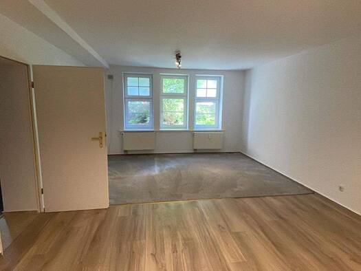 Offene Bürofläche zur Miete provisionsfrei 126 € 4 Zimmer 126 m² Bürofläche Humboldtstraße 4 Frankfurt Frankfurt (Oder) 15230