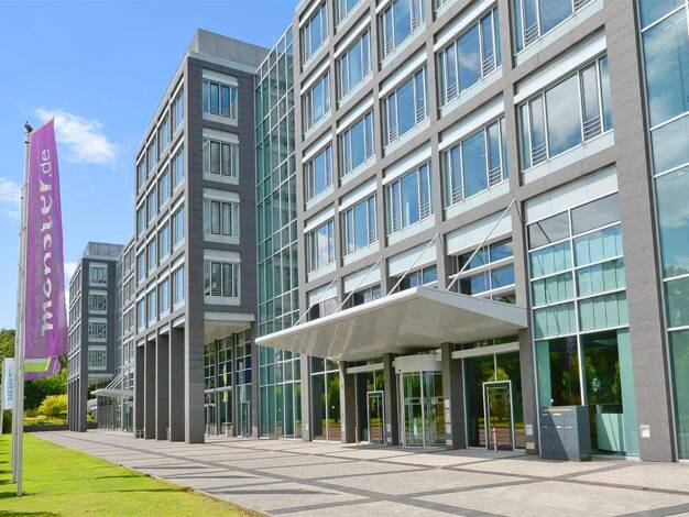 Bürofläche zur Miete 13,50 € 1.556 m² Bürofläche teilbar ab 691,4 m² Eschborn 65760