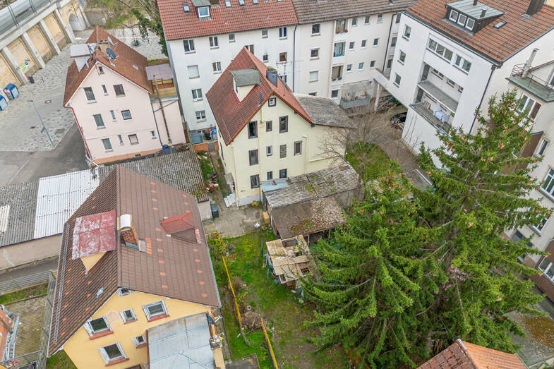 Einfamilienhaus zum Kauf provisionsfrei 599.000 € 12 Zimmer 298 m² 414 m² Grundstück Bad Cannstatt Stuttgart / Bad Cannstatt 70372