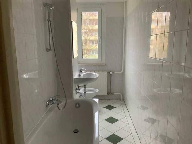 Wohnung zur Miete 306 € 2 Zimmer 47,4 m² 2. Geschoss frei ab 15.03.2026 Freiberger Str. 6 Thekla Leipzig 04349