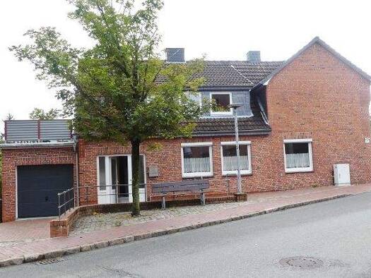 Einfamilienhaus zum Kauf 185.000 € 6 Zimmer 136 m² 152 m² Grundstück Deichreihe 1 Wewelsfleth 25599