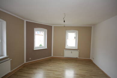 Wohnung zur Miete 310 € 2 Zimmer 55 m² Dachgeschoss frei ab sofort Gießereistraße 8 Schönheide 08304