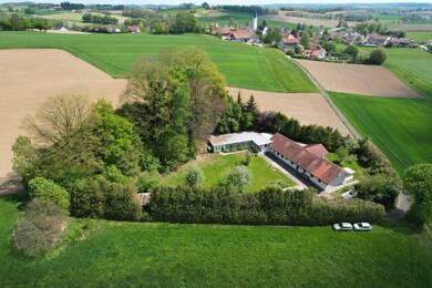 Einfamilienhaus zum Kauf provisionsfrei 9 Zimmer 333,8 m² 3.819 m² Grundstück Grüntegernbach Dorfen 84405