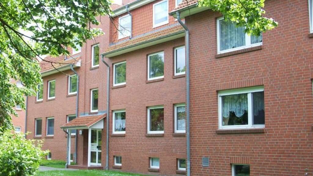 Wohnung zur Miete 616 € 3 Zimmer 82,2 m² 2. Geschoss Lindenstr. 11 Groß Mohrdorf 18445