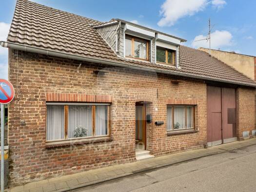 Einfamilienhaus zum Kauf 179.000 € 5 Zimmer 103 m² 1.002 m² Grundstück Kirchherten Bedburg 50181