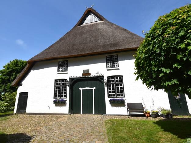 Haus zum Kauf 695.000 € 6 Zimmer 210 m² 6.854 m² Grundstück Kaaks 25582