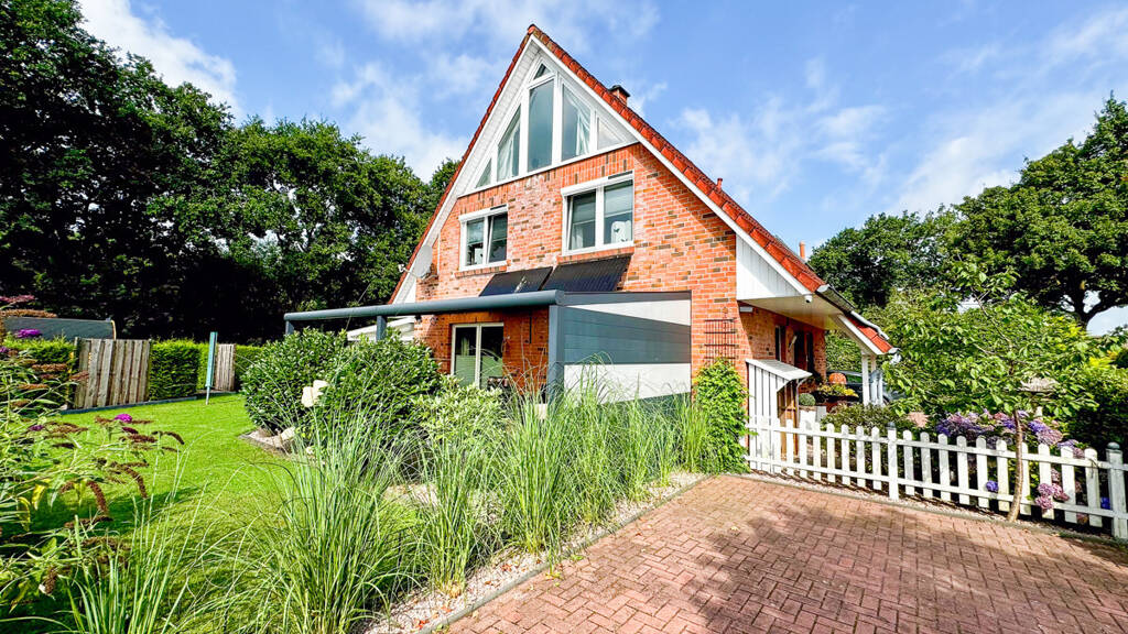 Einfamilienhaus zum Kauf 399.000 € 5 Zimmer 130 m² 587 m² Grundstück Sandhorst Aurich 26607