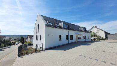 Wohnung zur Miete - Neubau 1.290 € 3 Zimmer 94,3 m² Dachgeschoss, 1. Geschoss frei ab sofort An der Hagenau 21 Heroldsbach Heroldsbach 91336